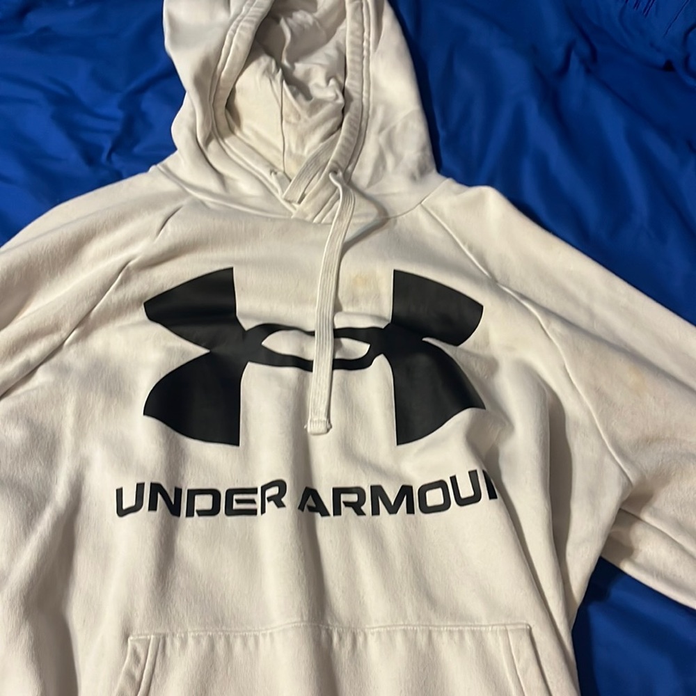 Large Under Armour hoodie